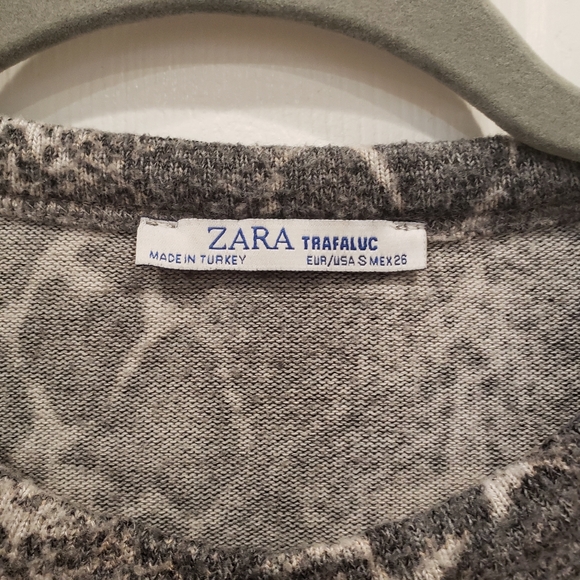 Zara Super Soft Long Sleeve Snake Print Polyester Blend Cropped Pullover - S - Picture 5 of 5